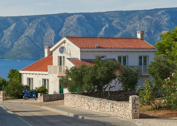 Hvaretta Stari Grad (Hvar)