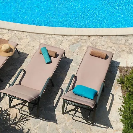 Hvaretta * ستاري غراد