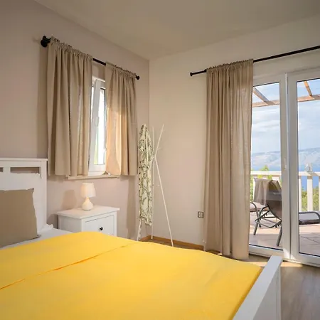 Hvaretta With Private Pools